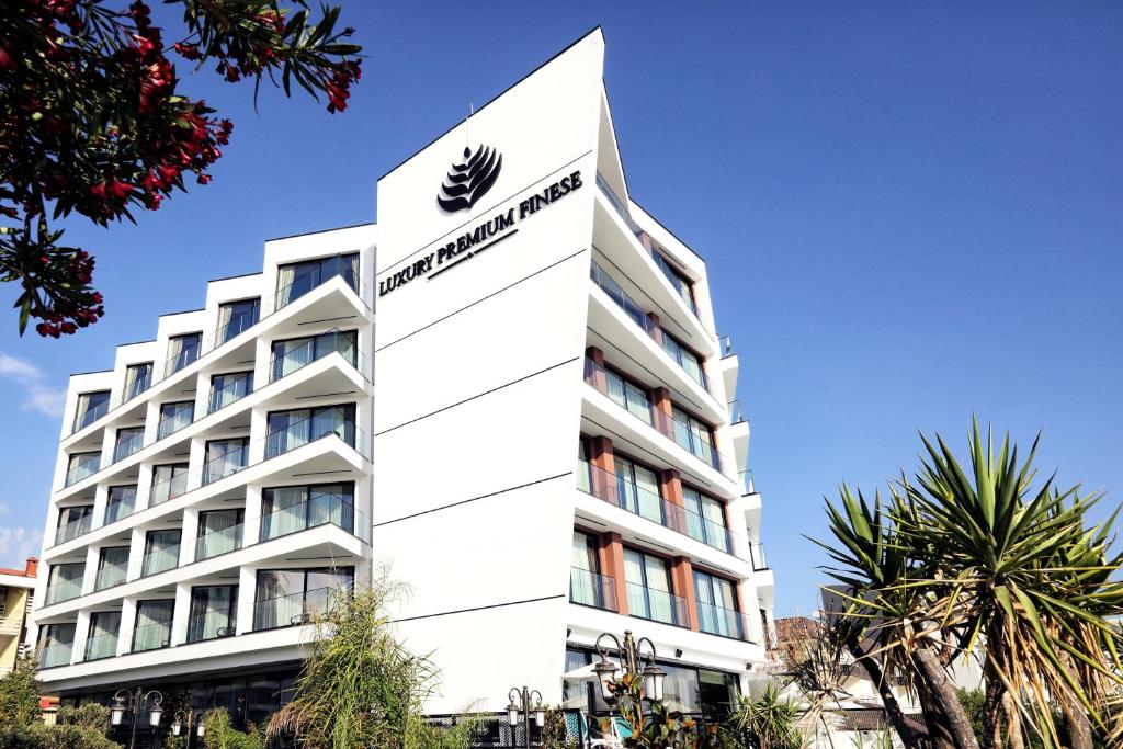 Luxury Premium Finese Resort